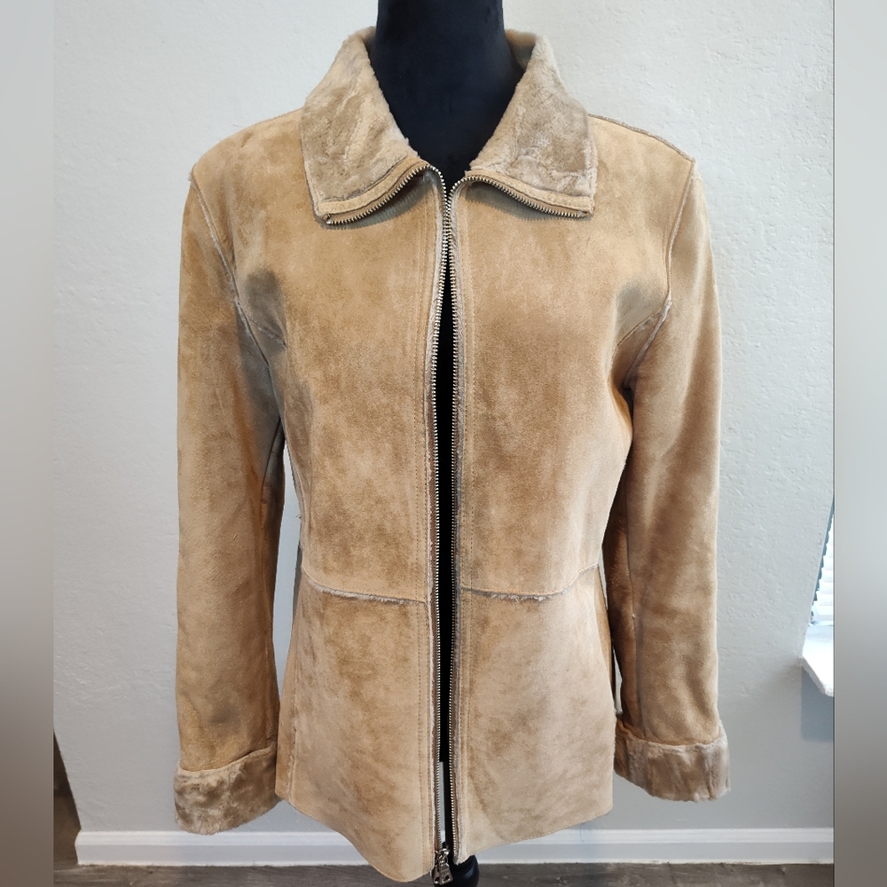 Y2K Tan Guess Genuine Sueded Leather and Faux Fur Jacket - Size: M